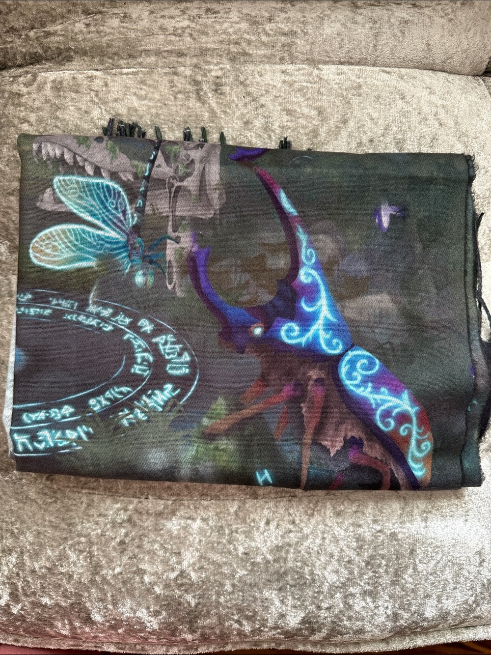 Ill Art Collective x Simi Alex Art Pashima (NWOT)